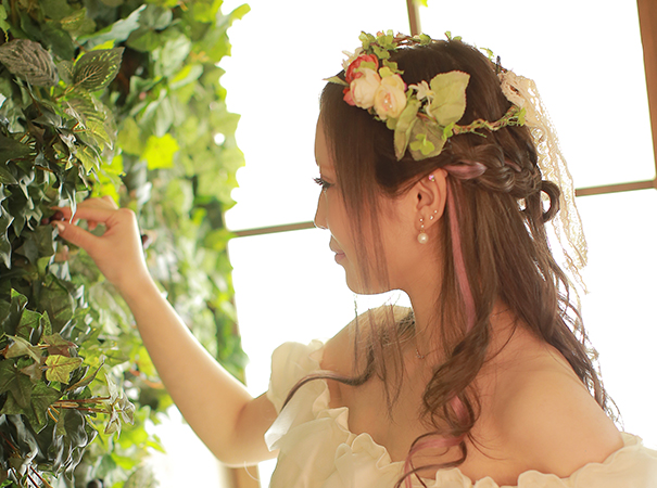 ご希望によりヘアメイクも対応いたします